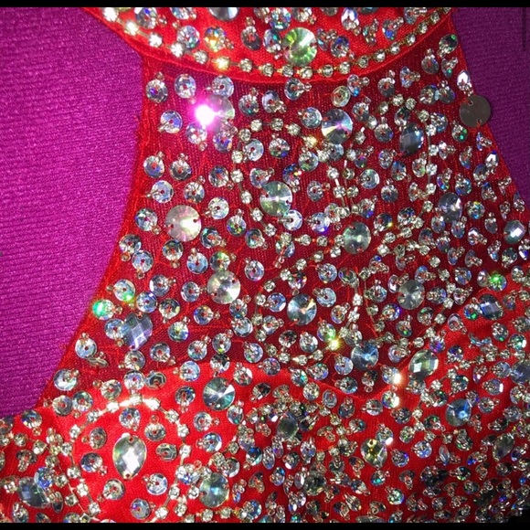 Red Formal Short Dress - Picture 9 of 11